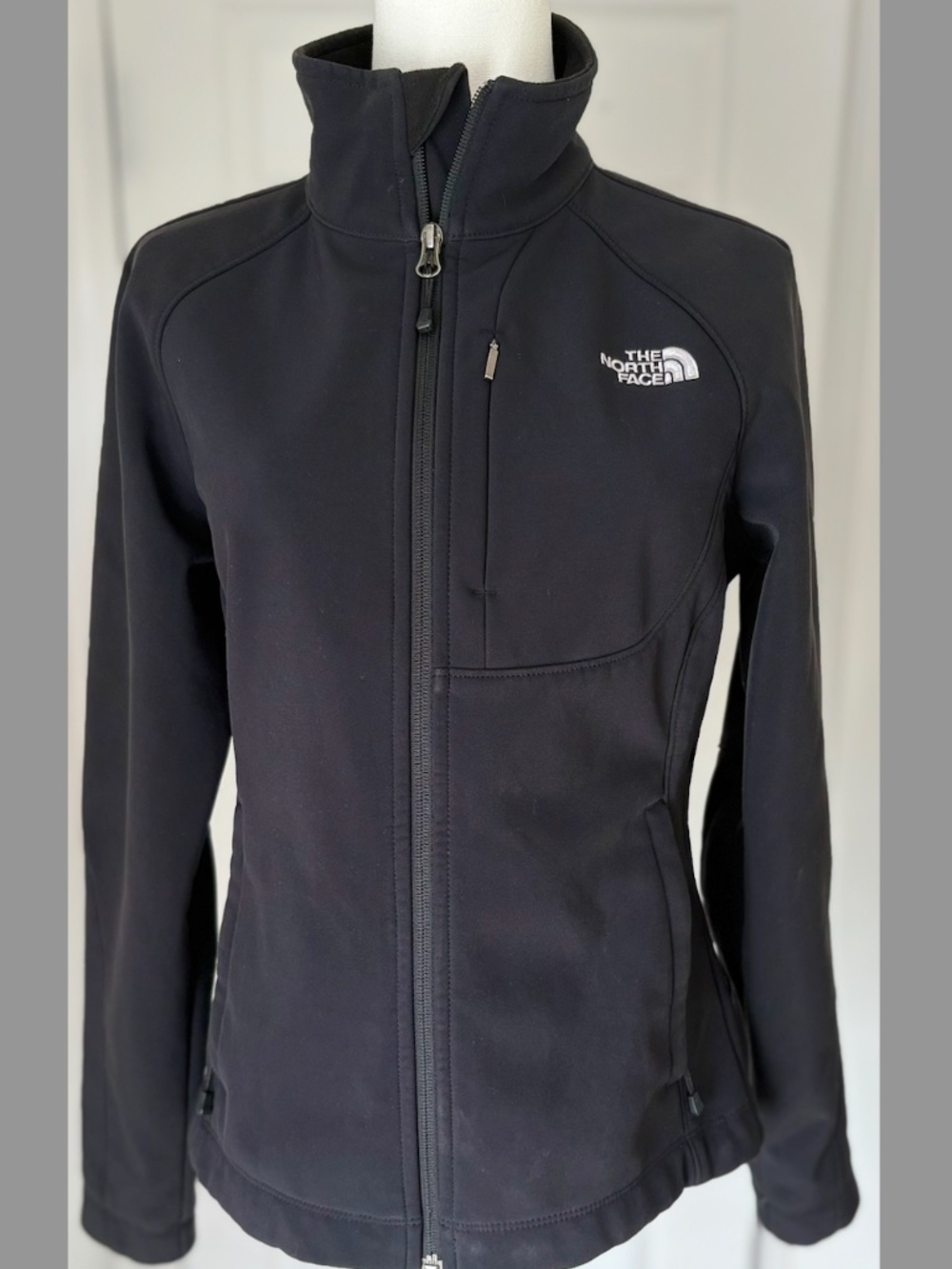 The North Face Black Soft Shell Fleece Lined Zip Jacket Women’s Small